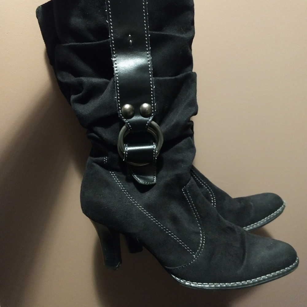 Prediction mid boots